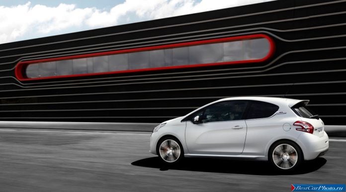 2014 Peugeot 208 GTI - фотография 8 из 18 2014 Peugeot 208 GTI - фотография 8 из 18
