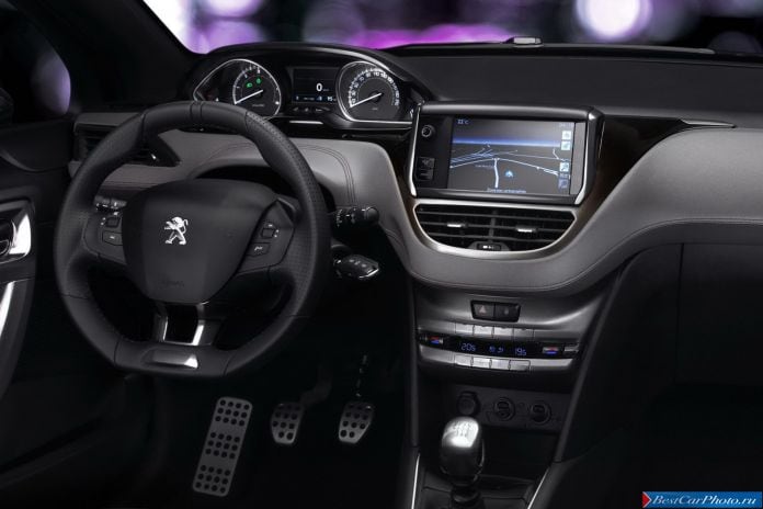 2014 Peugeot 208 XY - фотография 10 из 10