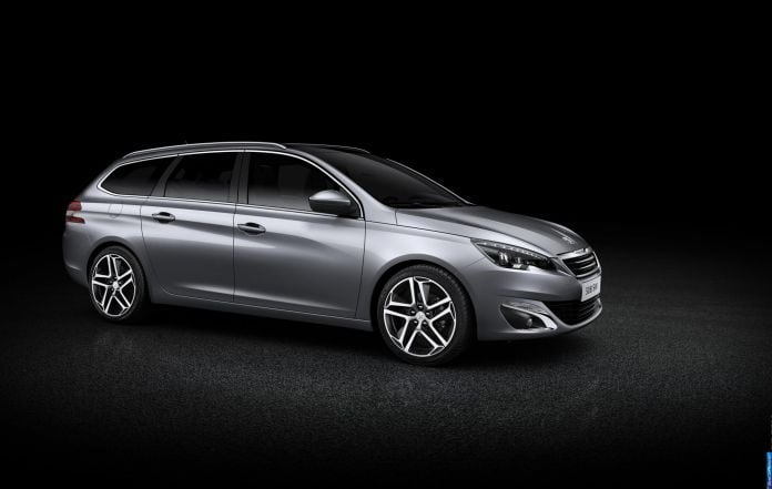 2014 Peugeot 308 SW - фотография 8 из 16 2014 Peugeot 308 SW - фотография 8 из 16