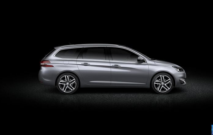 2014 Peugeot 308 SW - фотография 10 из 16 2014 Peugeot 308 SW - фотография 10 из 16