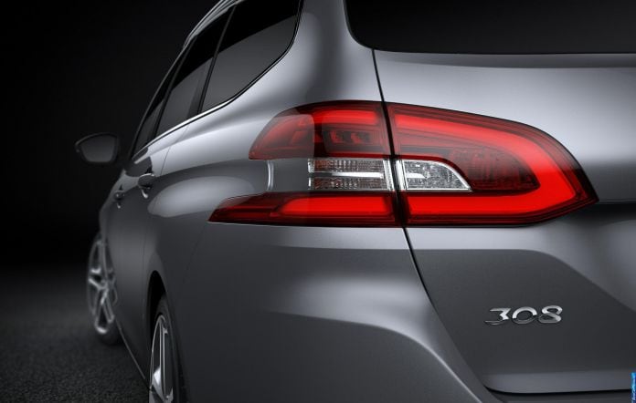 2014 Peugeot 308 SW - фотография 11 из 16 2014 Peugeot 308 SW - фотография 11 из 16