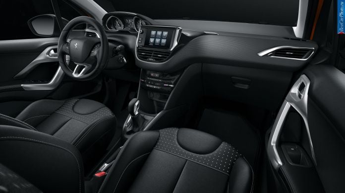 2015 Peugeot 208 - фотография 8 из 8