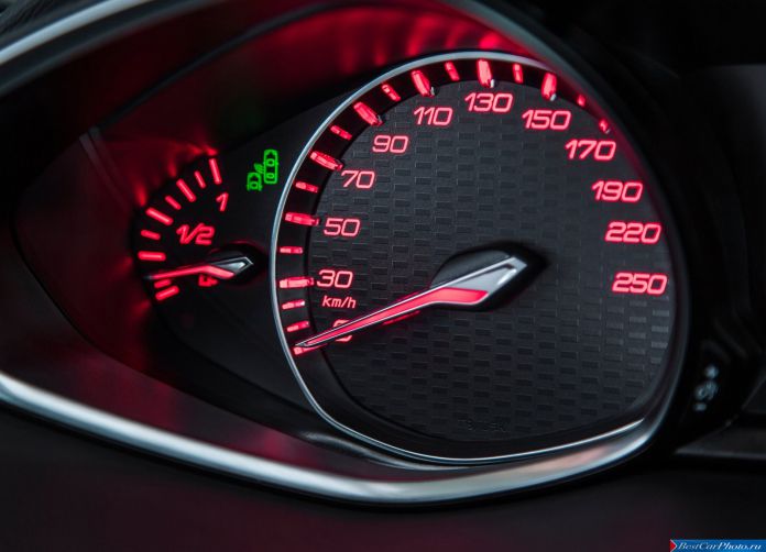 2015 Peugeot 308 GT - фотография 15 из 62 2015 Peugeot 308 GT - фотография 15 из 62