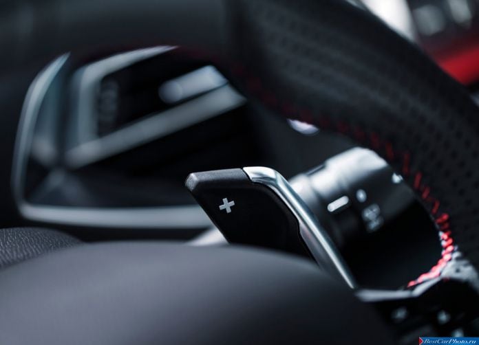 2015 Peugeot 308 GT - фотография 22 из 62 2015 Peugeot 308 GT - фотография 22 из 62