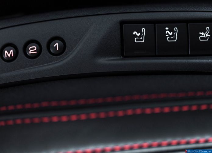 2015 Peugeot 308 GT - фотография 36 из 62 2015 Peugeot 308 GT - фотография 36 из 62