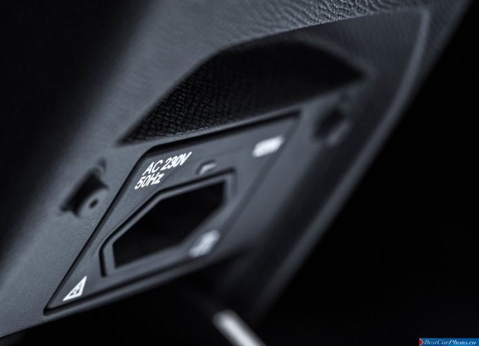 2015 Peugeot 308 GT - фотография 37 из 62 2015 Peugeot 308 GT - фотография 37 из 62