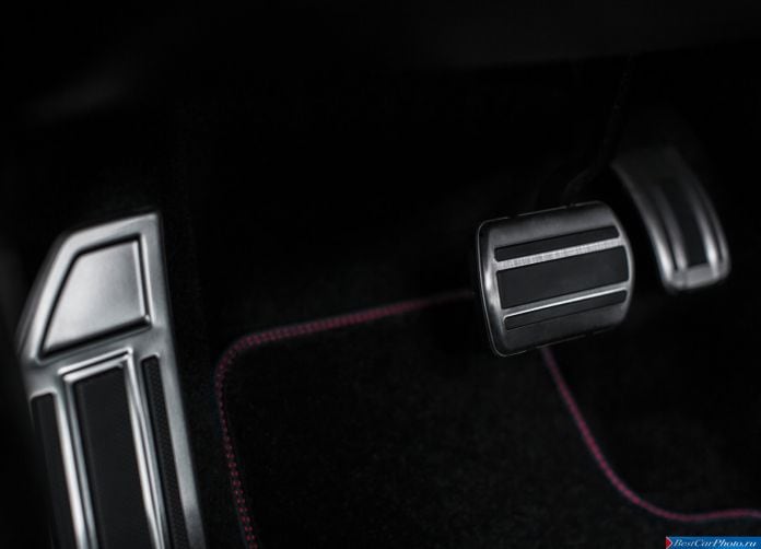 2015 Peugeot 308 GT - фотография 42 из 62 2015 Peugeot 308 GT - фотография 42 из 62