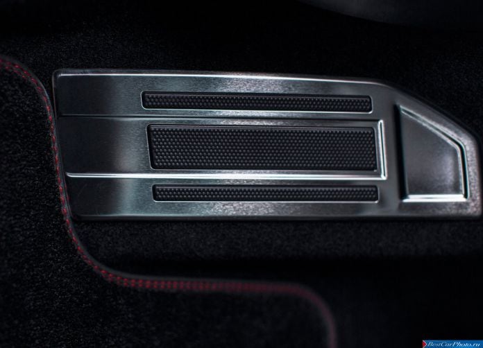 2015 Peugeot 308 GT - фотография 43 из 62 2015 Peugeot 308 GT - фотография 43 из 62
