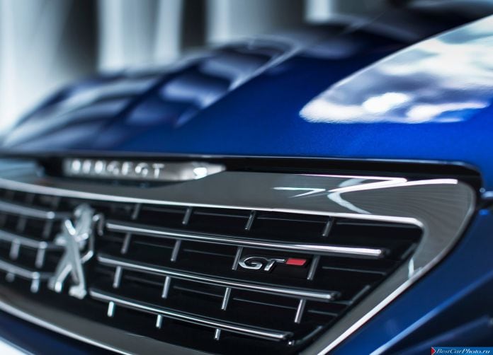2015 Peugeot 308 GT - фотография 44 из 62