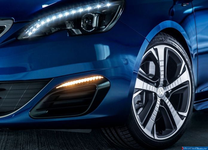 2015 Peugeot 308 GT - фотография 46 из 62 2015 Peugeot 308 GT - фотография 46 из 62