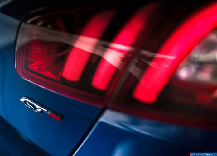 2015 Peugeot 308 GT - фотография 48 из 62 2015 Peugeot 308 GT - фотография 48 из 62