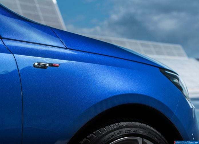 2015 Peugeot 308 GT - фотография 53 из 62 2015 Peugeot 308 GT - фотография 53 из 62