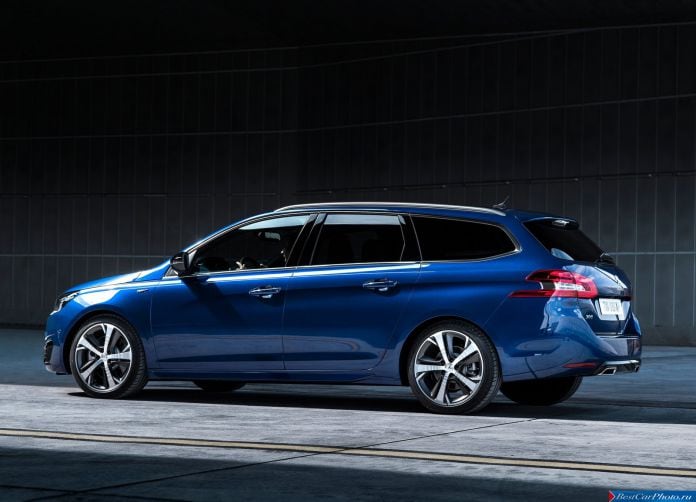 2015 Peugeot 308 SW GT - фотография 7 из 22 2015 Peugeot 308 SW GT - фотография 7 из 22