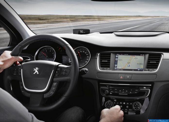 2015 Peugeot 508 - фотография 23 из 81 2015 Peugeot 508 - фотография 23 из 81