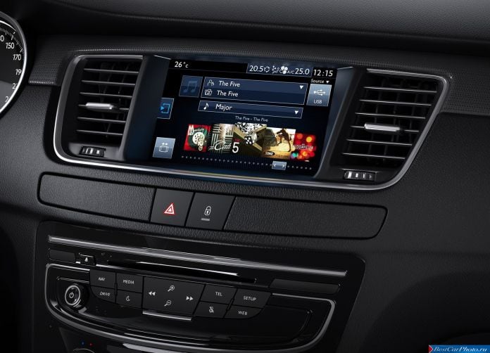 2015 Peugeot 508 - фотография 29 из 81 2015 Peugeot 508 - фотография 29 из 81