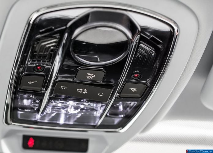 2015 Peugeot 508 - фотография 32 из 81 2015 Peugeot 508 - фотография 32 из 81