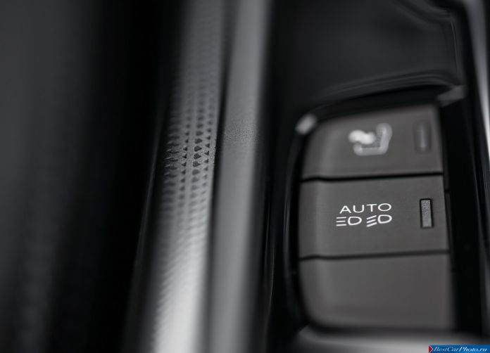 2015 Peugeot 508 - фотография 37 из 81 2015 Peugeot 508 - фотография 37 из 81