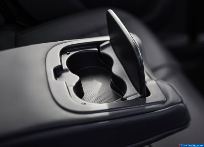 2015 Peugeot 508 - фотография 38 из 81 2015 Peugeot 508 - фотография 38 из 81