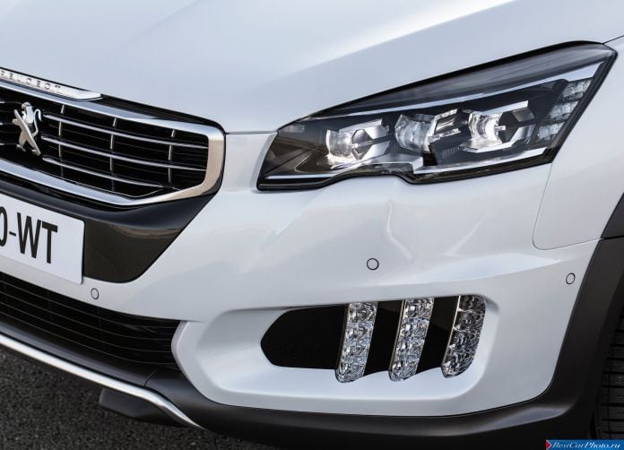 2015 Peugeot 508 RXH - фотография 24 из 31