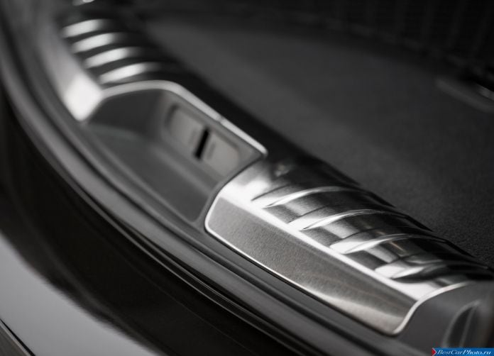 2015 Peugeot 508 SW - фотография 20 из 40