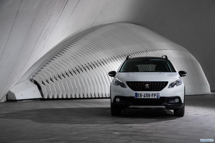 2016 Peugeot 2008 GT-line - фотография 3 из 40