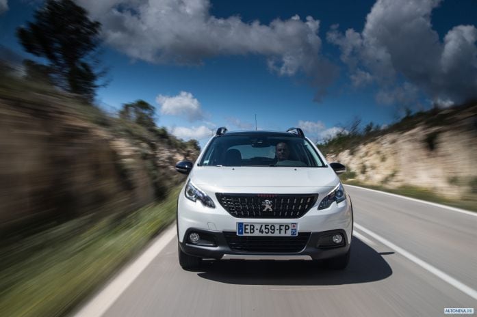 2016 Peugeot 2008 GT-line - фотография 4 из 40