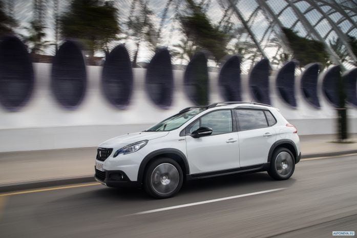 2016 Peugeot 2008 GT-line - фотография 18 из 40