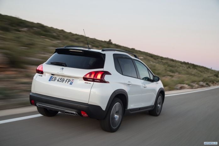 2016 Peugeot 2008 GT-line - фотография 25 из 40