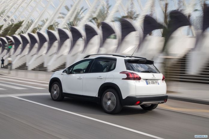 2016 Peugeot 2008 GT-line - фотография 27 из 40 2016 Peugeot 2008 GT-line - фотография 27 из 40