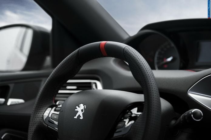 2016 Peugeot 308 GTI - фотография 29 из 46 2016 Peugeot 308 GTI - фотография 29 из 46