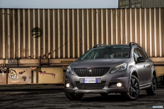 2017 Peugeot 2008 Black Matt - фотография 3 из 32