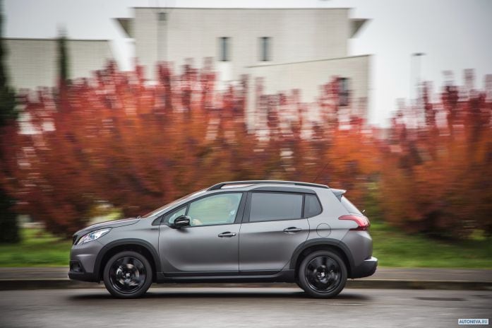 2017 Peugeot 2008 Black Matt - фотография 14 из 32 2017 Peugeot 2008 Black Matt - фотография 14 из 32