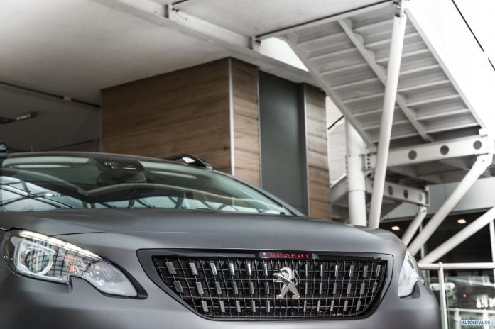 2017 Peugeot 2008 Black Matt - фотография 31 из 32 2017 Peugeot 2008 Black Matt - фотография 31 из 32