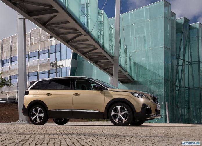 2017 Peugeot 5008 - фотография 14 из 128 2017 Peugeot 5008 - фотография 14 из 128