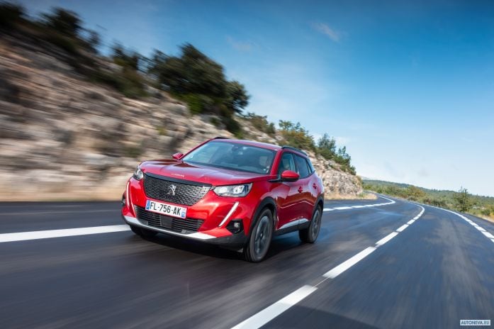 2020 Peugeot 2008 - фотография 3 из 40 2020 Peugeot 2008 - фотография 3 из 40