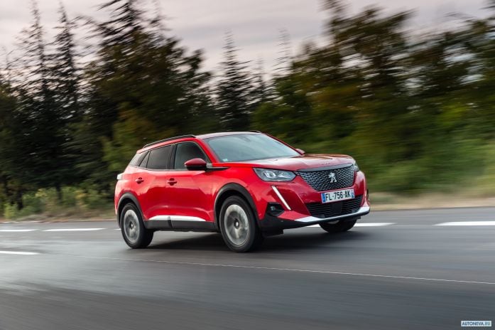 2020 Peugeot 2008 - фотография 8 из 40 2020 Peugeot 2008 - фотография 8 из 40