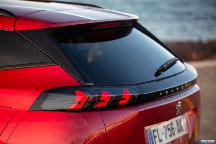 2020 Peugeot 2008 - фотография 37 из 40 2020 Peugeot 2008 - фотография 37 из 40