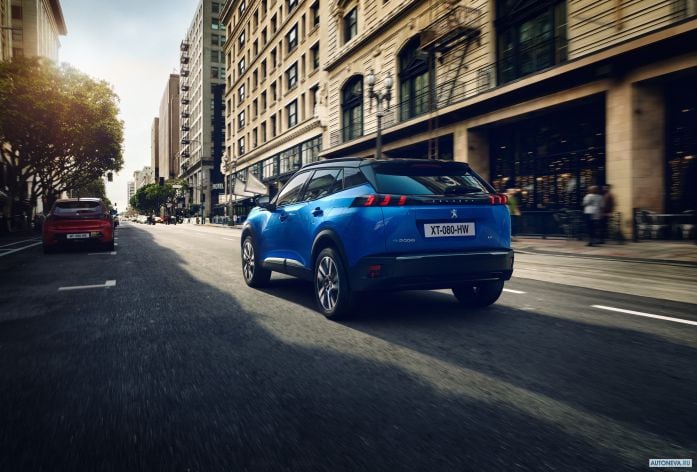 2020 Peugeot e2008 GT - фотография 16 из 37 2020 Peugeot e2008 GT - фотография 16 из 37