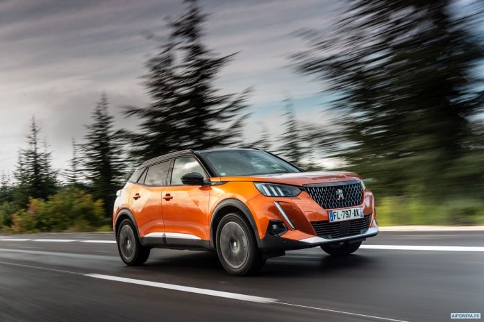 2020 Peugeot 2008 GT - фотография 11 из 17 2020 Peugeot 2008 GT - фотография 11 из 17