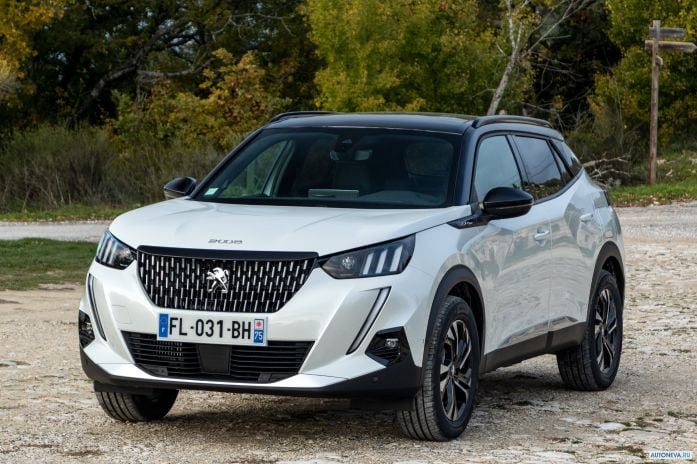 2020 Peugeot 2008 GT-line - фотография 4 из 40