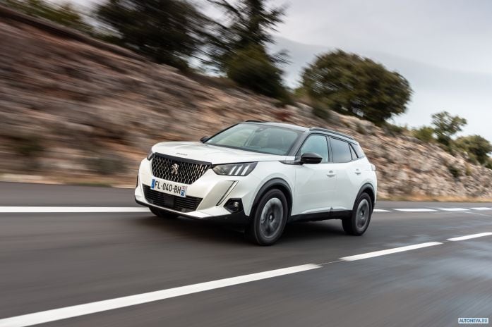 2020 Peugeot 2008 GT-line - фотография 11 из 40