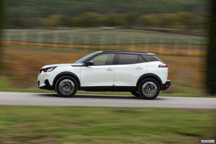 2020 Peugeot 2008 GT-line - фотография 18 из 40 2020 Peugeot 2008 GT-line - фотография 18 из 40