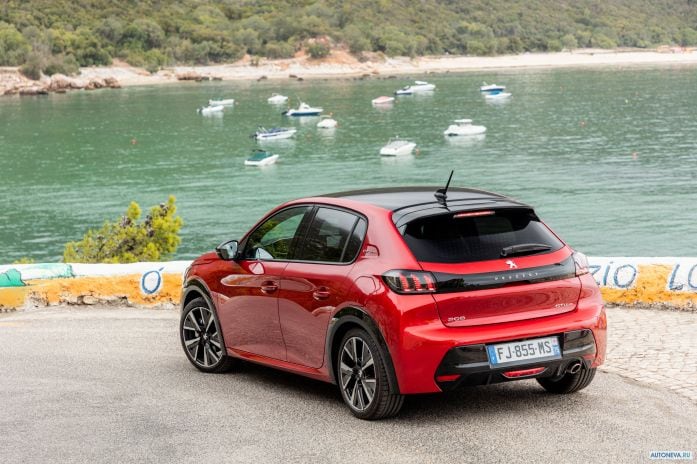 2020 Peugeot 208 GT-line - фотография 17 из 40 2020 Peugeot 208 GT-line - фотография 17 из 40