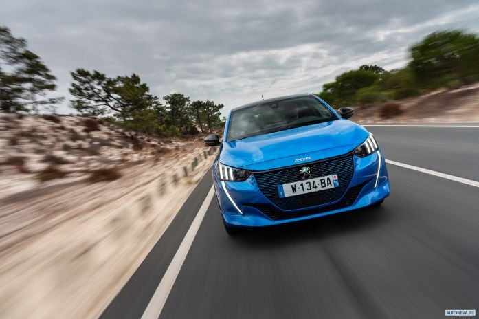 2020 Peugeot e208 - фотография 3 из 40