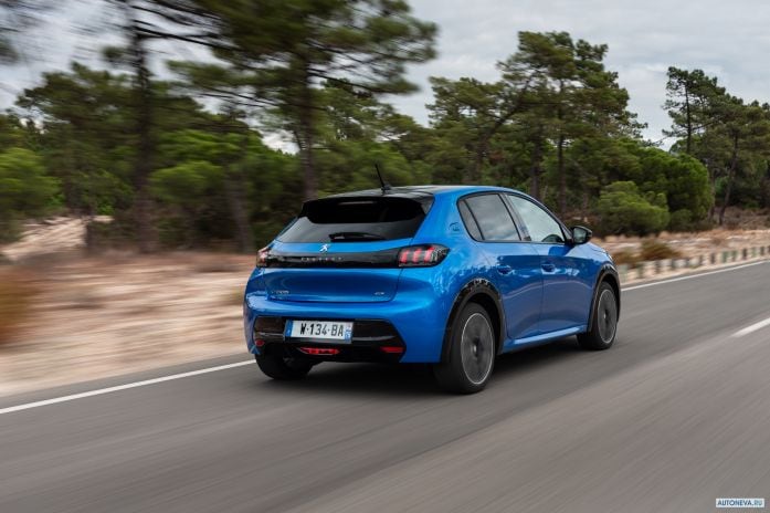 2020 Peugeot e208 - фотография 23 из 40 2020 Peugeot e208 - фотография 23 из 40