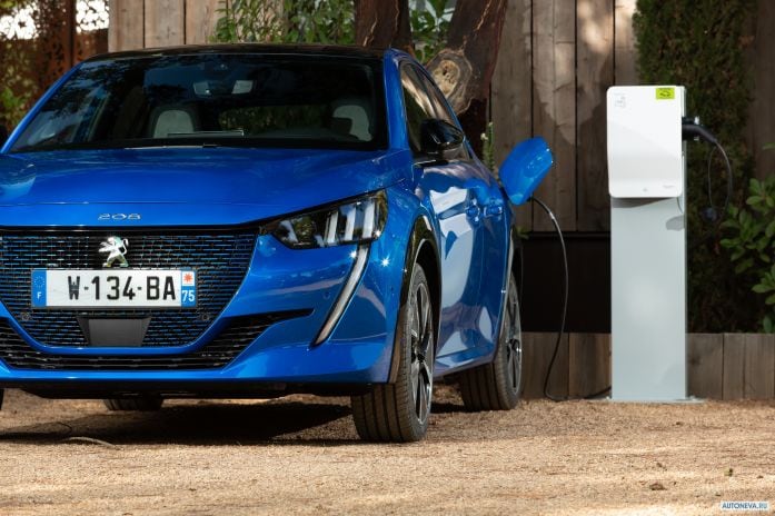 2020 Peugeot e208 - фотография 39 из 40 2020 Peugeot e208 - фотография 39 из 40