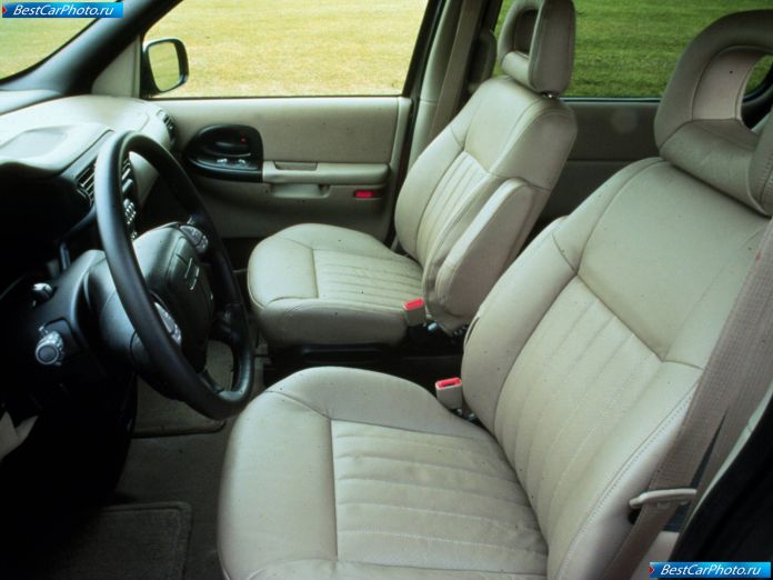 2000 Pontiac Montana - фотография 3 из 4