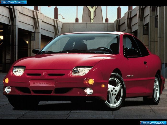 2000 Pontiac Sunfire - фотография 2 из 14