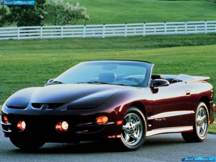 2001 Pontiac Firebird - фотография 3 из 9