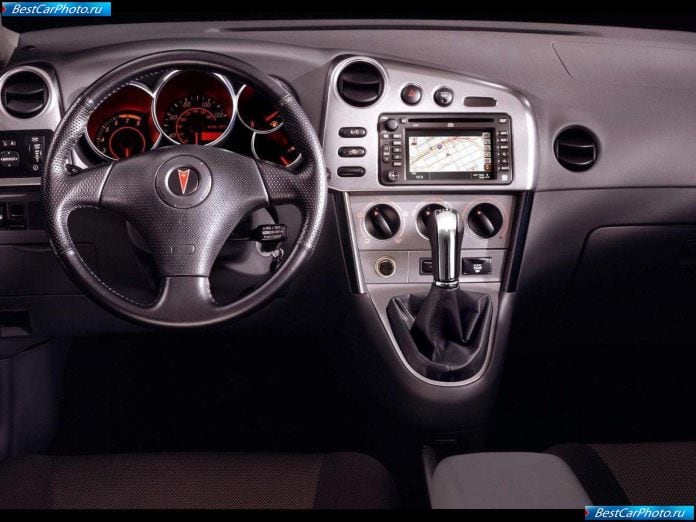 2003 Pontiac Vibe - фотография 4 из 27 2003 Pontiac Vibe - фотография 4 из 27